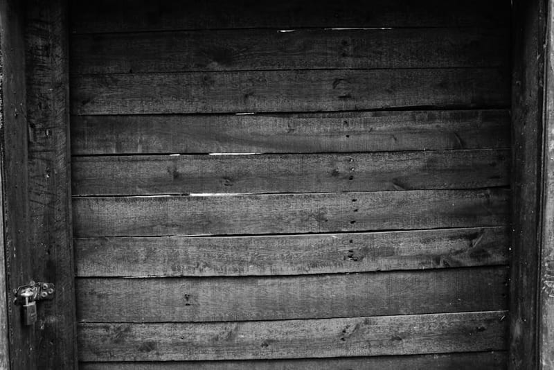 Restaurer une porte ancienne : conseils et techniques